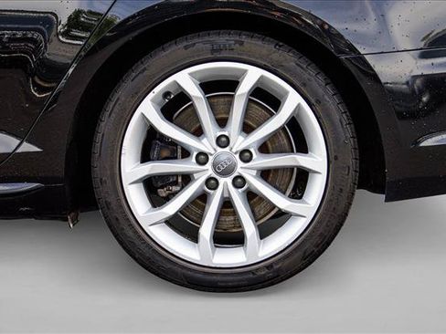 Used 2019 Audi A4 2.0T Premium Plus w/ Premium Plus Package AWD/4WD image 9