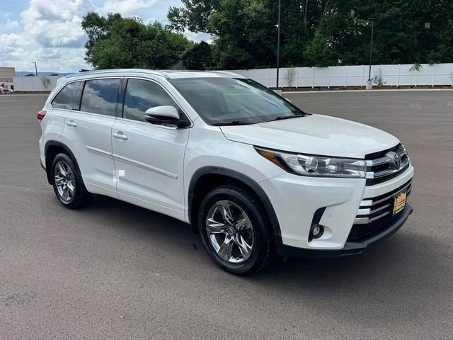 Used 2019 Toyota Highlander Limited Platinum AWD/4WD image 2