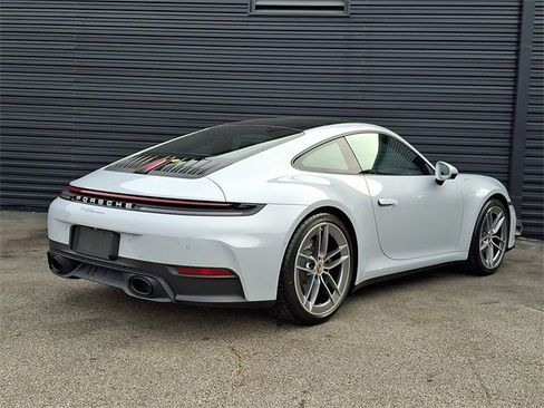 Used 2025 Porsche 911 Carrera image 7
