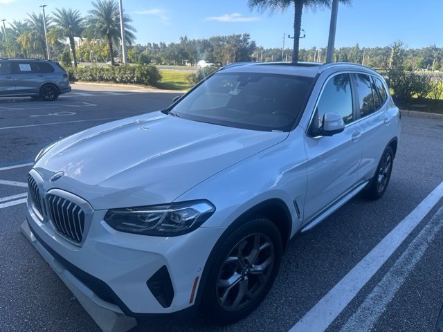 Used 2024 BMW X3 sDrive30i w/ Premium Package RWD image 1