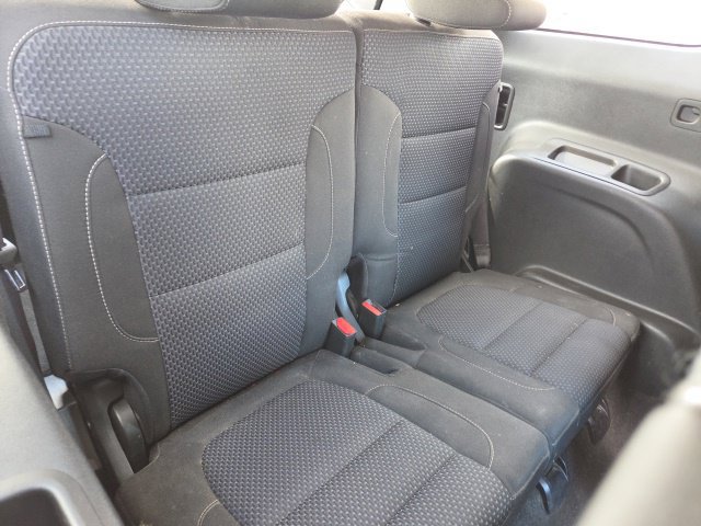 Used 2023 GMC Acadia SLE FWD image 21