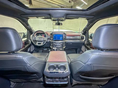 Certified 2022 Ford F150 Lariat w/ Equipment Group 502A High image 33