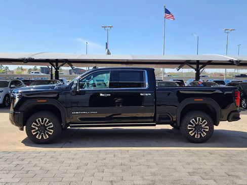 New 2026 GMC Sierra 2500 Denali Ultimate image 6