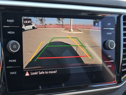 Used 2023 Volkswagen Atlas SE image 17