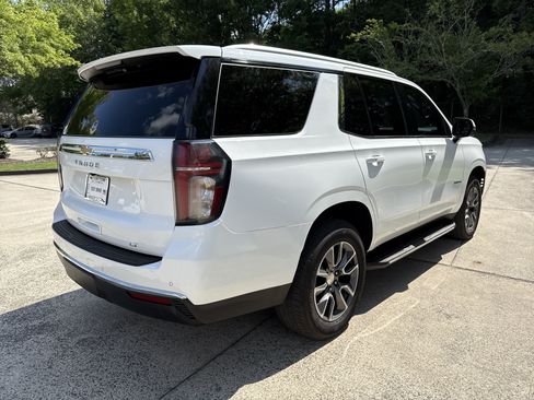 Used 2022 Chevrolet Tahoe LT w/ Luxury Package RWD image 7