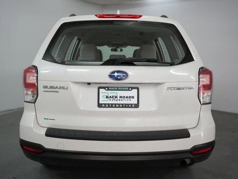 Used 2018 Subaru Forester 2.5i w/ Alloy Wheel Package image 8