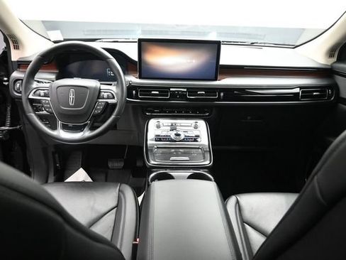 Certified 2023 Lincoln Nautilus Reserve FWD image 22
