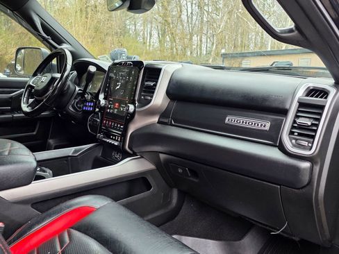 Used 2020 RAM 2500 Big Horn w/ Level 2 Equipment Group image 31