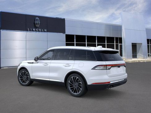New 2026 Lincoln Aviator Reserve image 4