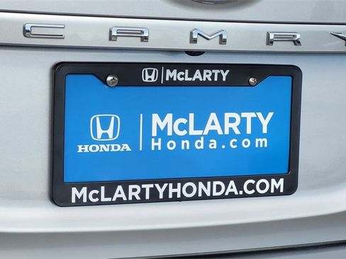 Used 2024 Toyota Camry SE image 7