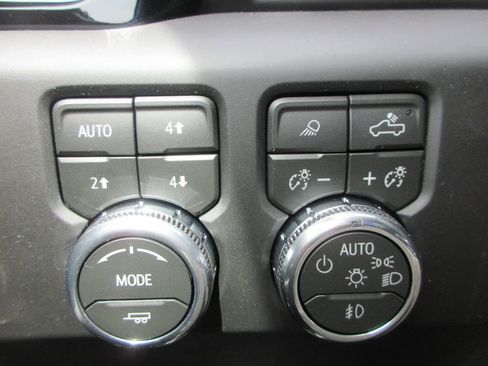 New 2026 GMC Sierra 1500 AT4 AWD/4WD image 18