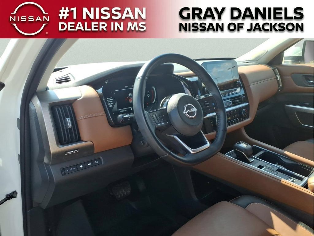 Certified 2024 Nissan Pathfinder Platinum w/ Cargo Package FWD image 12