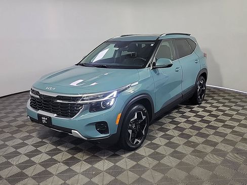 Certified 2024 Kia Seltos EX AWD/4WD image 12