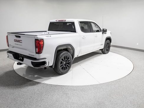 Used 2024 GMC Sierra 1500 Elevation image 28