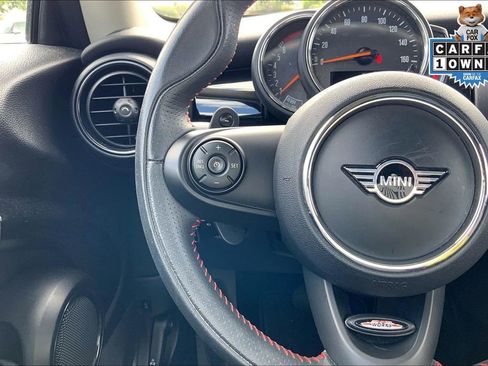 Used 2020 MINI Cooper S image 17