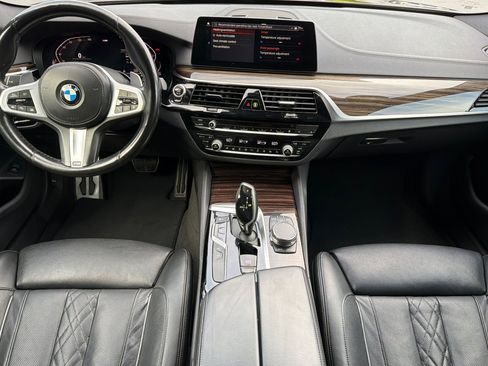 Used 2020 BMW 540i w/ M Sport Package image 17