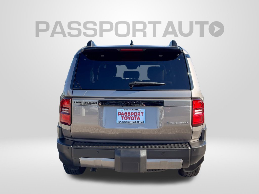 Used 2025 Toyota Land Cruiser w/ Premium Package AWD/4WD image 7