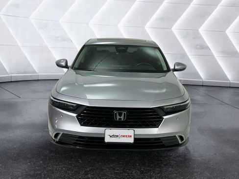 Used 2024 Honda Accord Touring image 2