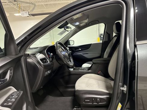 Used 2019 Chevrolet Equinox LT FWD image 19
