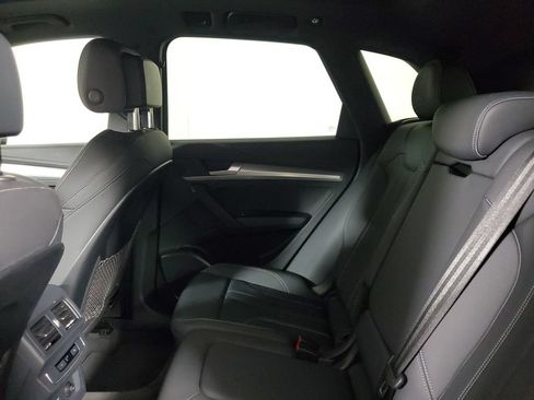 Used 2025 Audi Q5 2.0T Premium AWD/4WD image 12