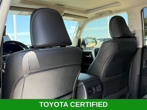 Used 2024 Toyota 4Runner SR5 Premium w/ Moonroof Package AWD/4WD image 19