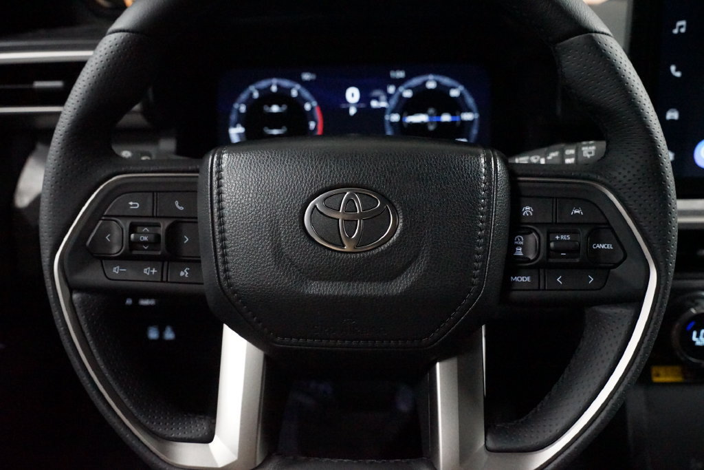 New 2026 Toyota 4Runner Trailhunter AWD/4WD image 13