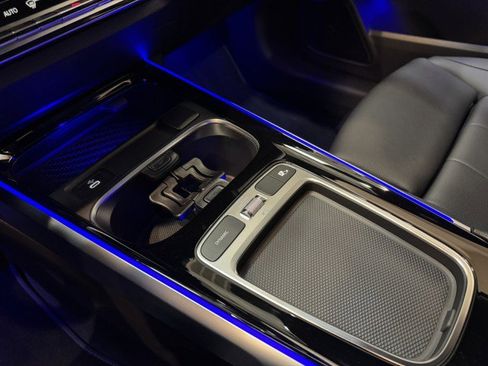 Certified 2025 Mercedes-Benz GLB 250 image 16
