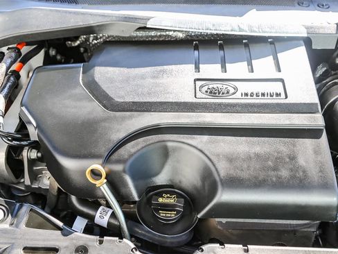 Certified 2025 Land Rover Range Rover Evoque S image 25