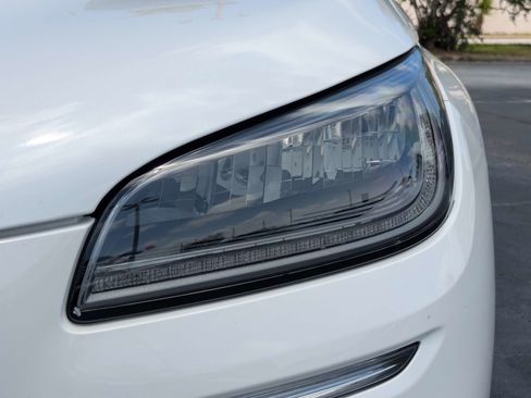 Used 2022 Lincoln Corsair FWD w/ Equipment Group 101A image 31