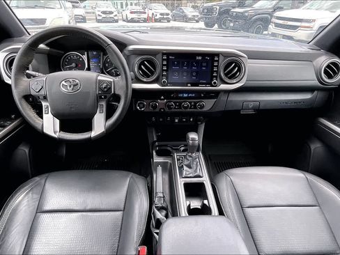 Used 2023 Toyota Tacoma Limited w/ Nightshade Package AWD/4WD image 10