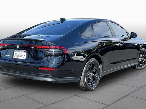 Used 2025 Honda Accord SE image 12