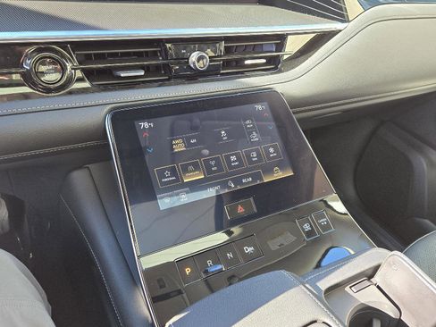 Certified 2025 INFINITI QX80 Luxe image 26