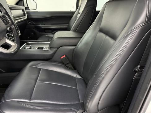 Used 2023 Ford Expedition XLT RWD image 26