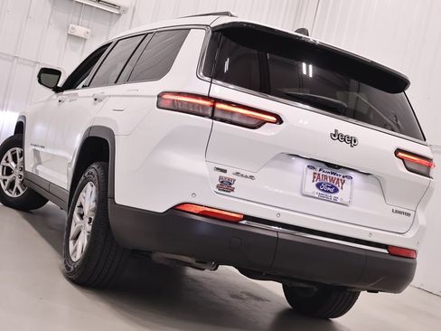 Used 2021 Jeep Grand Cherokee L Limited AWD/4WD image 38
