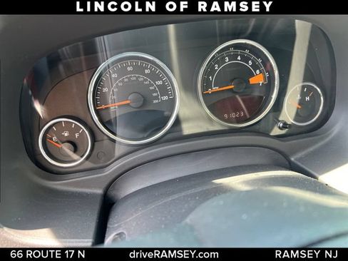 Used 2017 Jeep Compass High Altitude AWD/4WD image 13