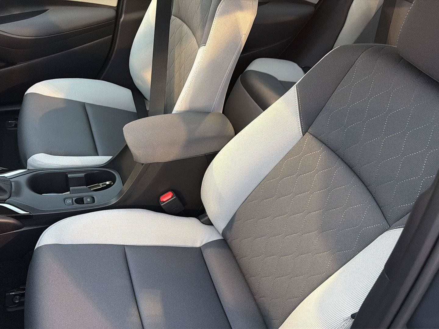 New 2026 Toyota Corolla LE w/ LE Premium Package FWD image 27