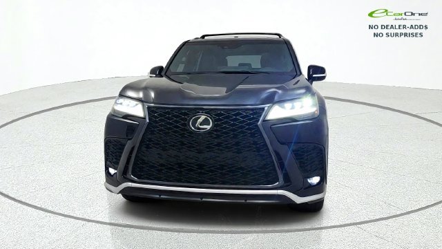 Used 2022 Lexus LX 600 F Sport w/ Accessory Package (Z1) AWD/4WD image 2