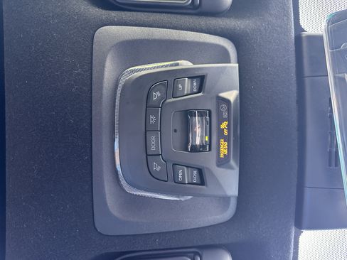 Used 2024 Toyota Corolla Cross AWD Hybrid w/ Convenience Package image 46