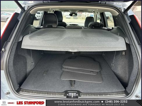 Used 2023 Volvo XC40 B5 Ultimate w/ Climate Package AWD/4WD image 11