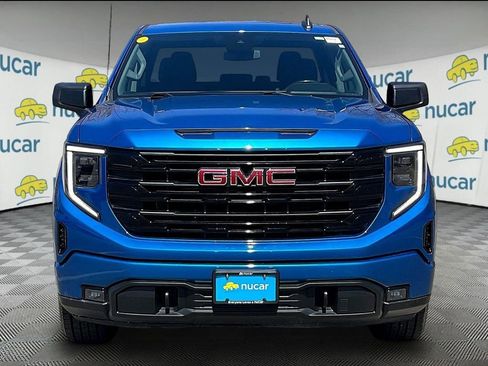 Used 2022 GMC Sierra 1500 Elevation w/ X31 Off-Road Package AWD/4WD image 2
