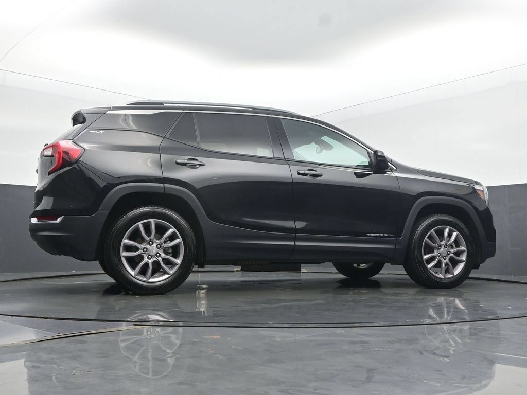 Used 2024 GMC Terrain SLT AWD/4WD image 55