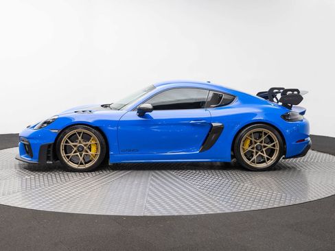 Used 2025 Porsche 718 Cayman GT4 RS RWD image 3