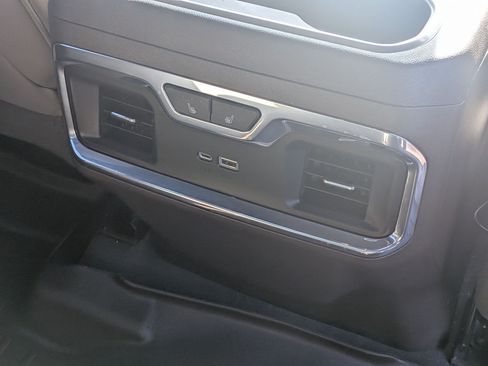 Used 2023 Chevrolet Silverado 1500 LTZ w/ Technology Package AWD/4WD image 27