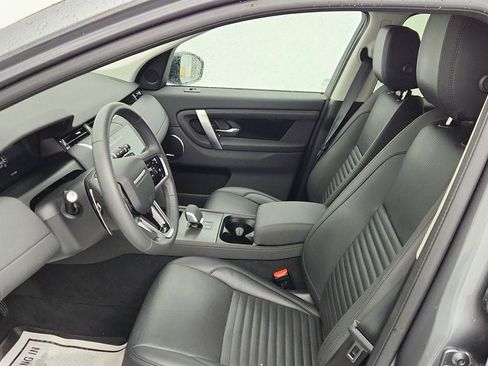 Used 2025 Land Rover Discovery Sport S image 18