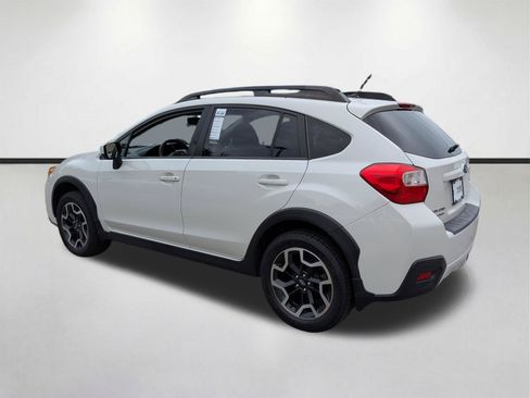 Used 2017 Subaru Crosstrek 2.0i Premium w/ Moonroof Package AWD/4WD image 6