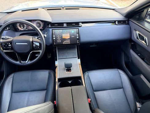 Used 2026 Land Rover Range Rover Velar Dynamic SE AWD/4WD image 21
