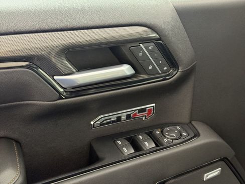 Used 2022 GMC Sierra 1500 AT4 w/ AT4 Premium Package AWD/4WD image 15
