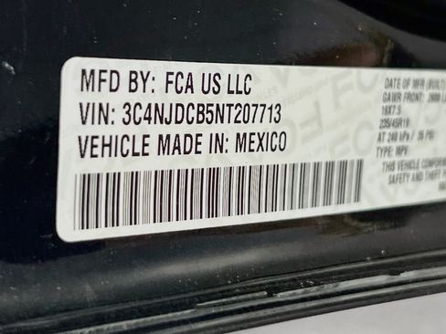Used 2022 Jeep Compass High Altitude AWD/4WD image 31