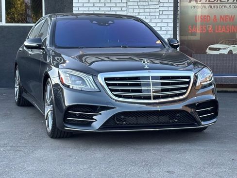 Used 2018 Mercedes-Benz S 560 4MATIC Sedan image 3