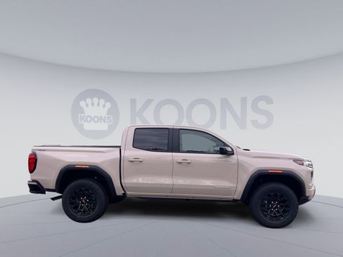 New 2026 GMC Canyon Elevation w/ Convenience Package image 8